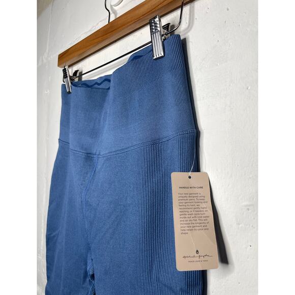 NEW Spiritual Gangster Womens Love Sculpt Legging M/L Blue Small 7/8 Ruffle - Picture 2 of 7